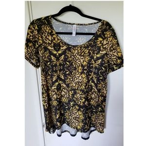 Lularoe Classic Tee L Golden Floral on Black NWOT